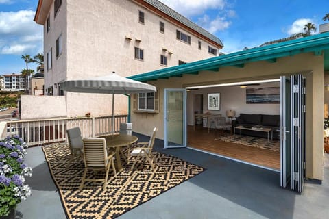 View (from property/room), Balcony/Terrace