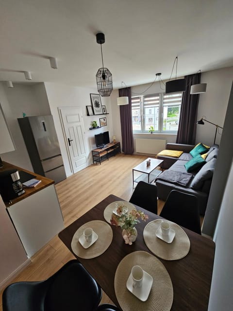 Luksus w centrum miasta-6 osobowy apartament w kamienicy Apartment in West Pomeranian Voivodeship, Poland