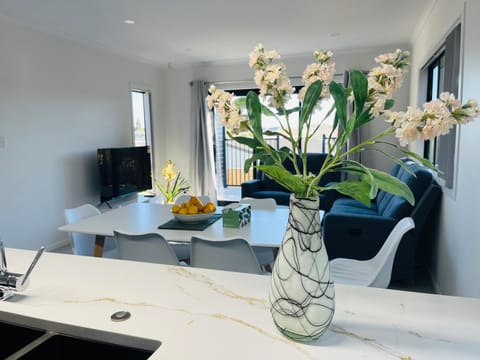 Brand New 3Bedrooms House in The Base Te Rapa House in Hamilton