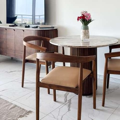 Seaside View Saint-Laurent Apartment in Nice