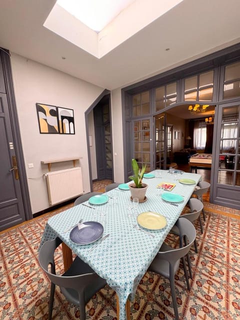 Charme et confort - Maison Roubaix 5 chambres House in Flanders