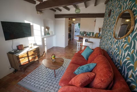 Pied-à-terre de Saint-Paul Free public parking House in Saint Paul de Vence