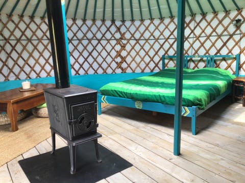 Yourte Morvan Insolite Luxury tent in Bourgogne-Franche-Comté