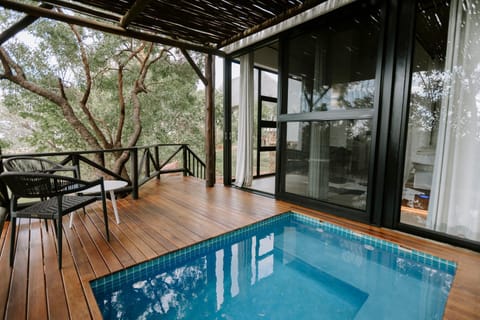 Balcony/Terrace, Swimming pool