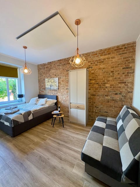 Bed, Photo of the whole room, Seating area