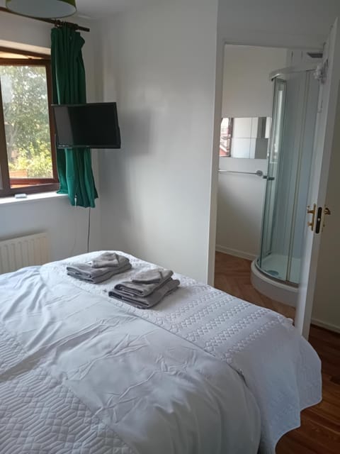 TV and multimedia, Bedroom