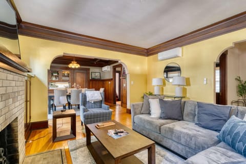 Spacious Group Retreat - 5BR - Sleeps 12 House in Portland