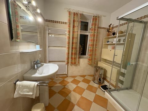 Kamali's Home & Stay - Fühl dich wie zuhause in Elversberg Apartment in Saarland, 66, Germany