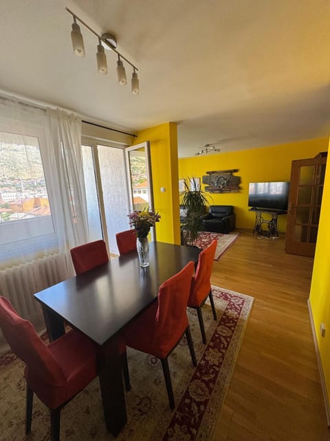 Balcony/Terrace, Seating area, Dining area