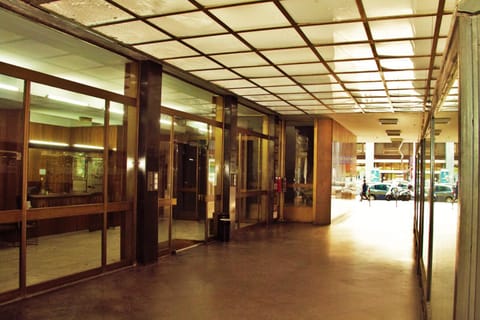 Facade/entrance, Bird's eye view