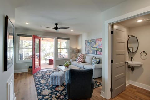 Charming Lake Cabin Retreat with Deck and Hot-Tub in Alabama Cabin in Grant