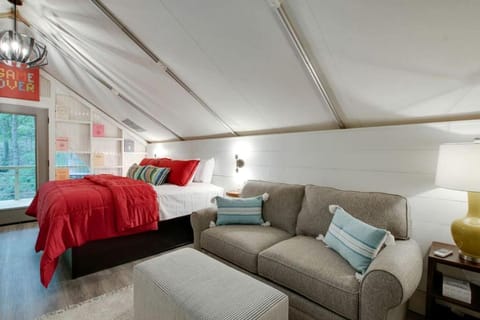 Lovely Glamping Tent with Amazing Equipped Indoor and Outdoor in Alabama Luxury tent in Grant