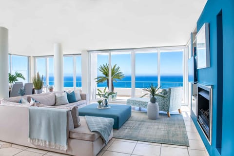 View (from property/room), Living room, Seating area