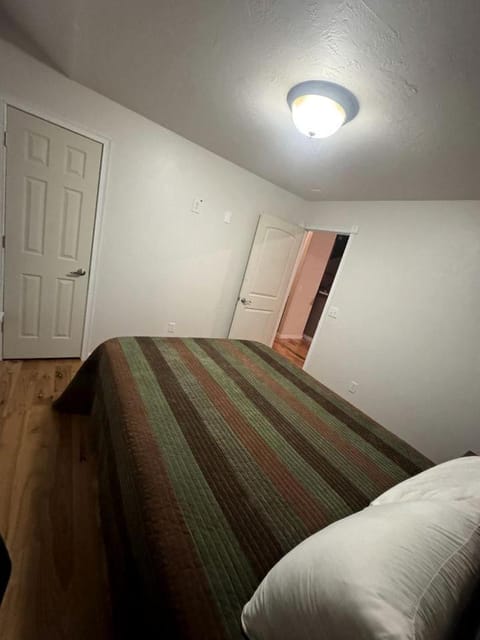 Unique Loft Rental with Access to Spacious Deck and Games Room for an Amazing Getaway by Tenkiller Ferry Lake in Oklahoma House in Tenkiller Ferry Lake