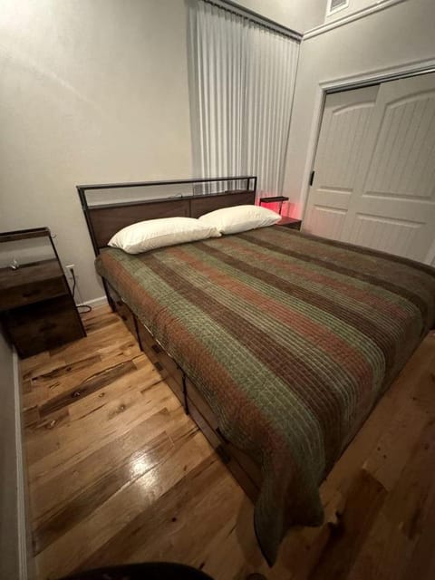 Unique Loft Rental with Access to Spacious Deck and Games Room for an Amazing Getaway by Tenkiller Ferry Lake in Oklahoma House in Tenkiller Ferry Lake