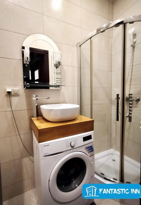 Fantastic-Inn Kraków - Słowackiego Apartment in Krakow