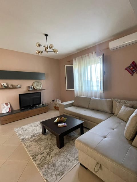 Luna Stay Bed and Breakfast in Vlorë