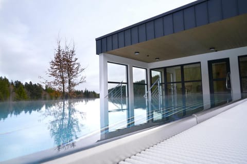 Swimming pool, Open Air Bath
