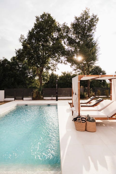 Patio, Day, Natural landscape, Pool view, Swimming pool, Swimming pool, sunbed