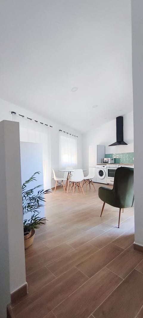 Kitchen or kitchenette, Living room, Dining area