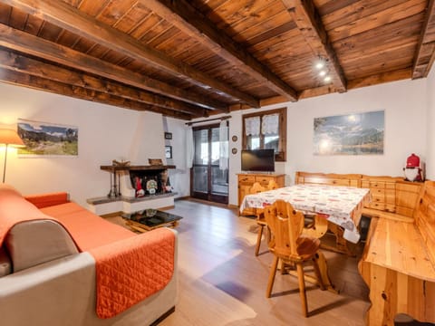 Apartment Mansarda al Doss by Interhome Apartment in Pinzolo