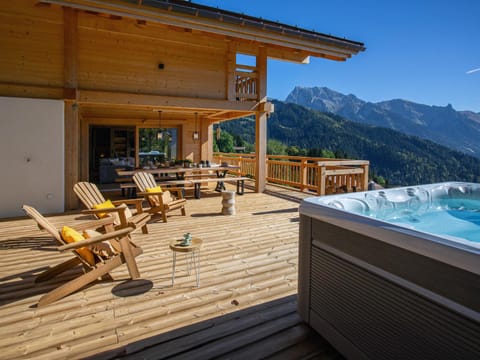 Chalet Serbijanka Alpine Retreat with Hammam Sauna and Jacuzzi for 14 Gueststs Chalet in Manigod