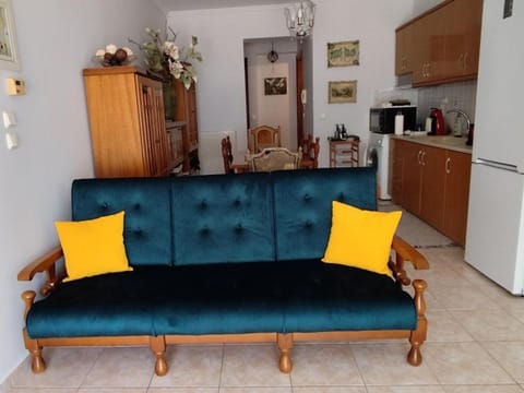 Serene Vintage Apartment in Halkidiki