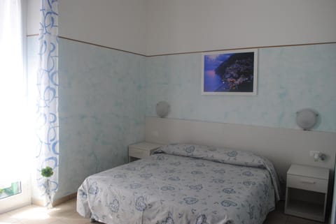 Bed, Other, Photo of the whole room