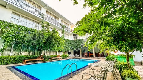 Property building, Swimming pool
