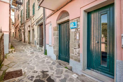 MareMiele, TerreMarine Apartment in Manarola