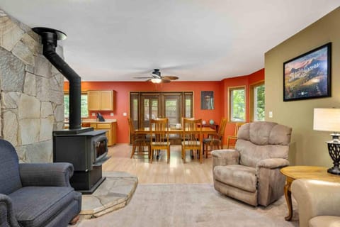 Huckleberry Hideout House in Welches