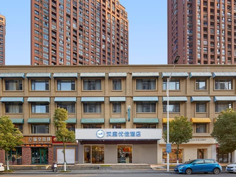 Property building, Neighbourhood, Street view