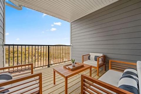 Branson Fun Zone Dog-Friendly Games Pool Apartment in Branson