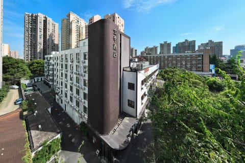Day, Neighbourhood, City view, Street view