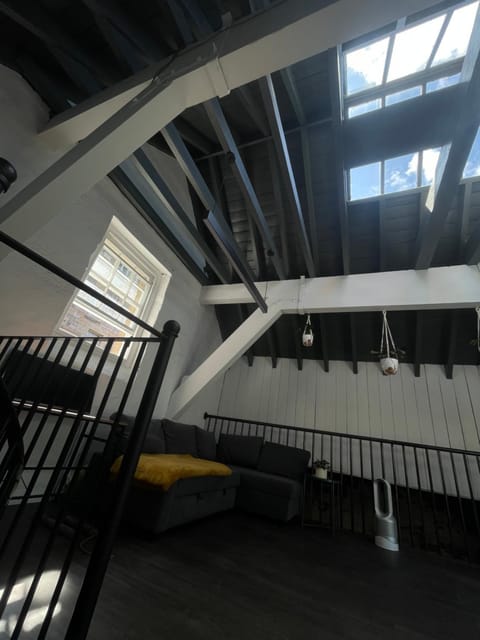 Hidden Wellhouse Apartment in Edinburgh