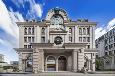Property building, Day, Landmark view