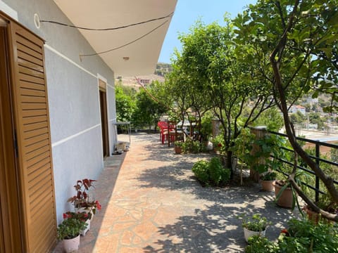 Berti Apartaments Apartment in Sarandë
