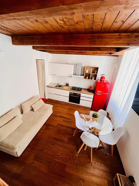Kitchen or kitchenette, Living room, kitchen, air conditioner, air conditioner