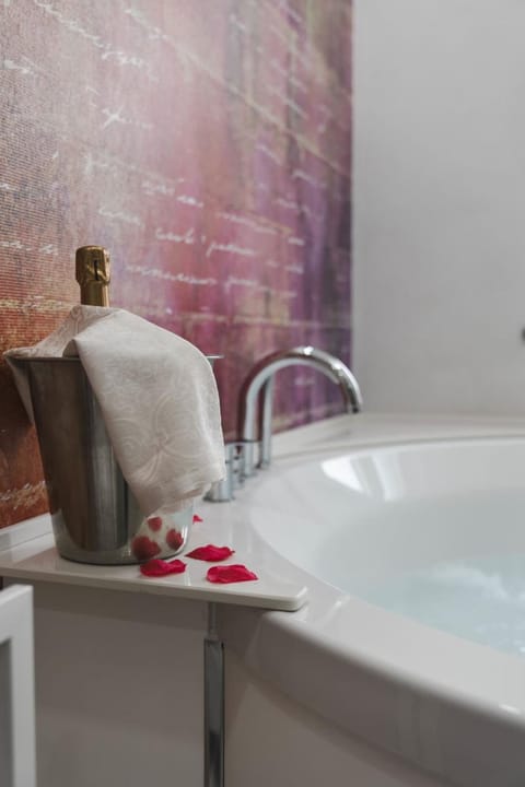 Hot Tub, Bathroom, Bath