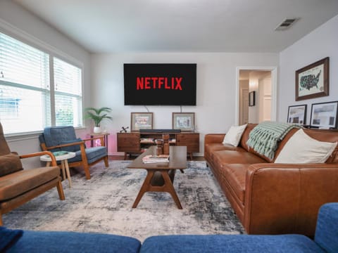 Living room, Family
