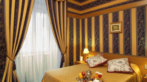 Bed, Photo of the whole room, Bedroom, Breakfast