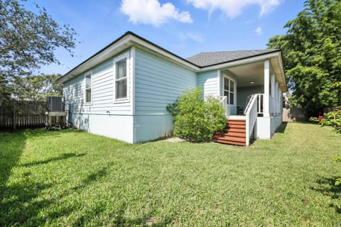 Salty Tradewind Retreat - 14ppl House in Butler Beach