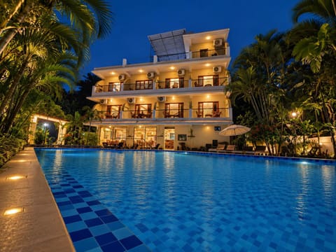 Property building, Swimming pool