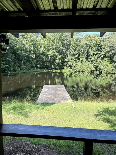 Peaceful Lake House House in Newnan