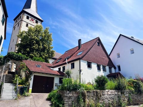 Property building, Day