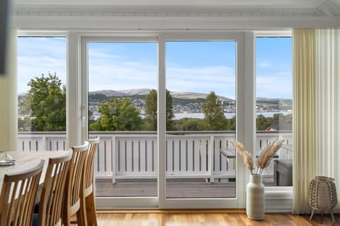 View (from property/room), Dining area