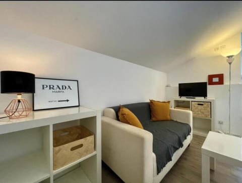 Confort & Bien-être-Parking Apartment in Fontainebleau