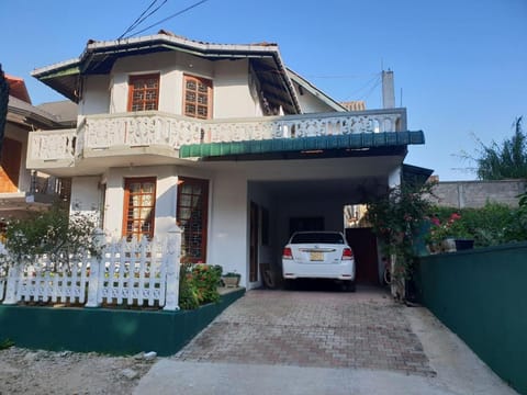 Property building, Day, Parking