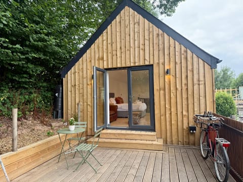 Property building, Patio, Garden, Garden view