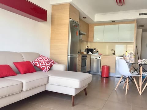 Apartamento 1ª línea playa con piscina y parking Apartment in Daimús